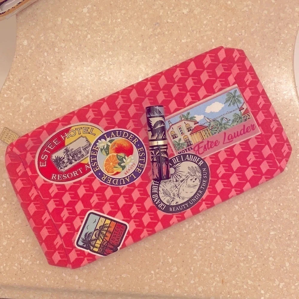 Limited Edition Estée Lauder Passport Travel Pouch & Lipstick 👛💄 - Picture 2 of 4